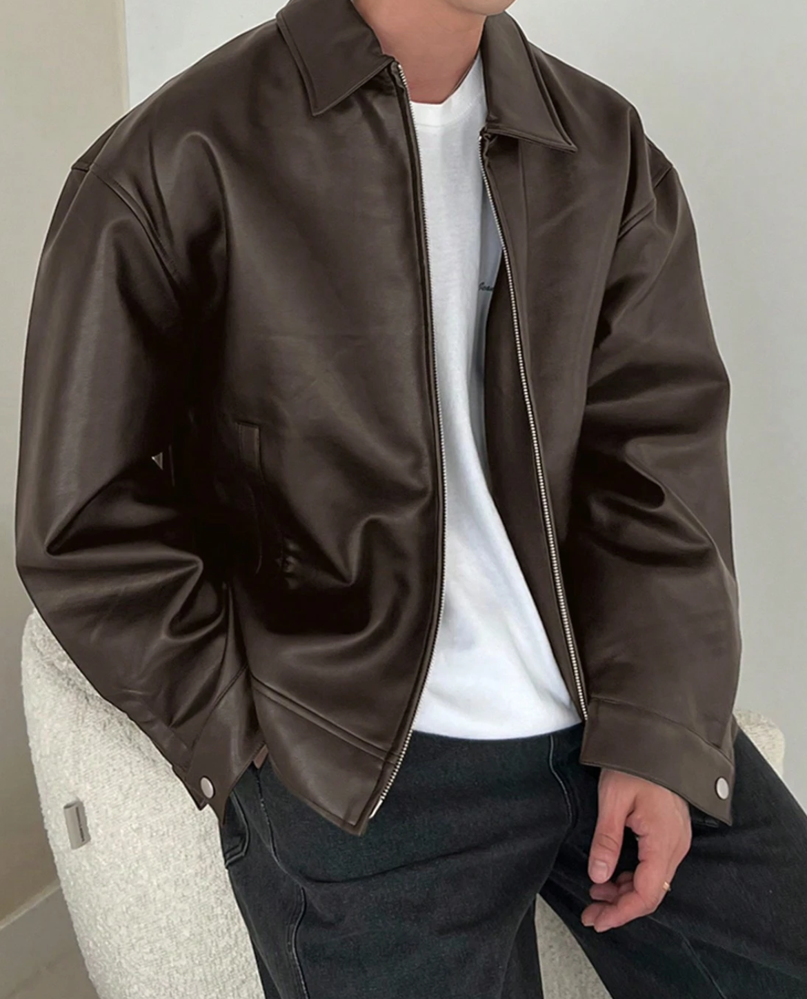 Women's Zip Through Jacket Dropped Shoulder Sharp Collar with Pockets