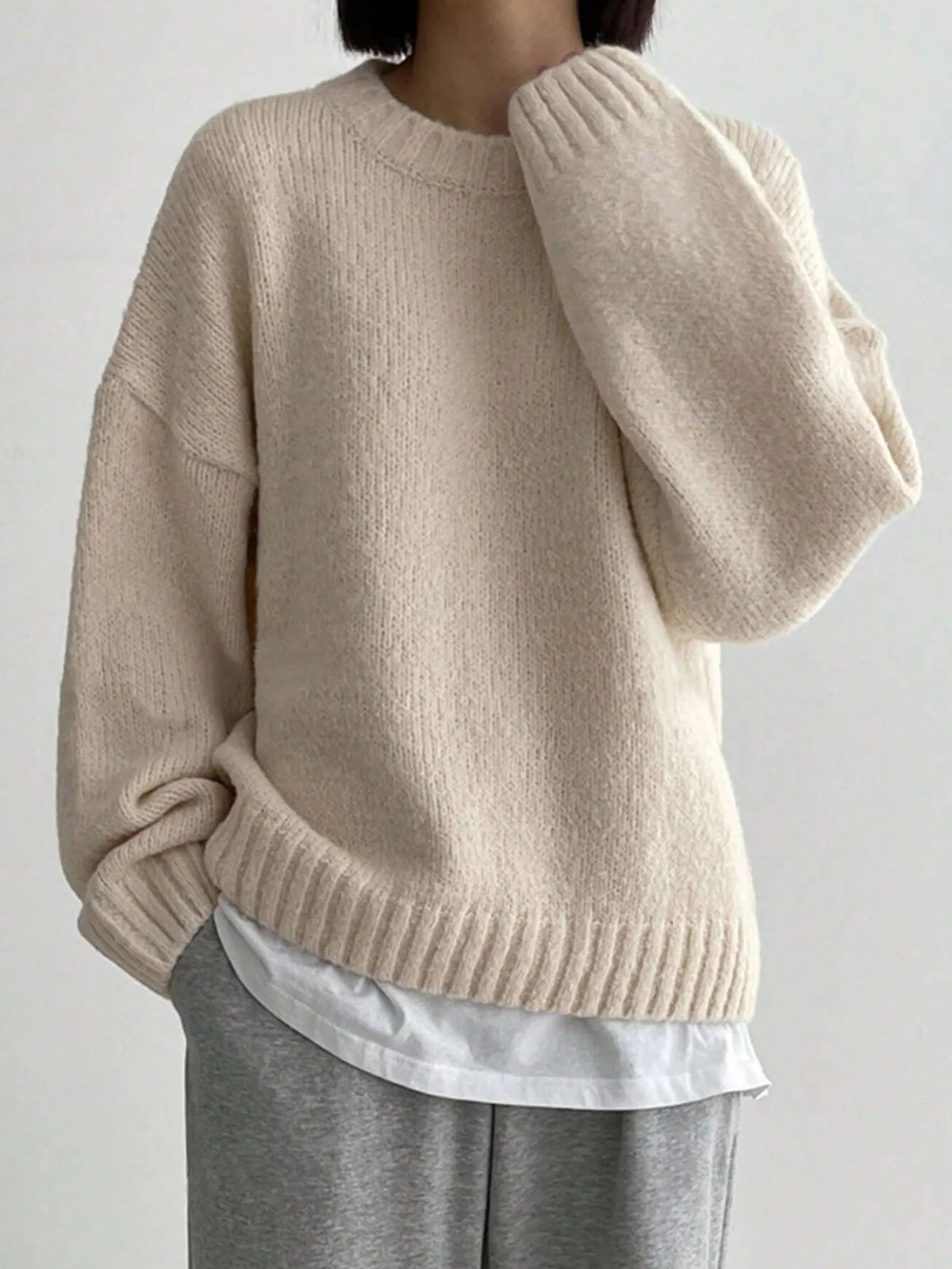 Cozy Women's Oversized Knit Sweater for Everyday Wear