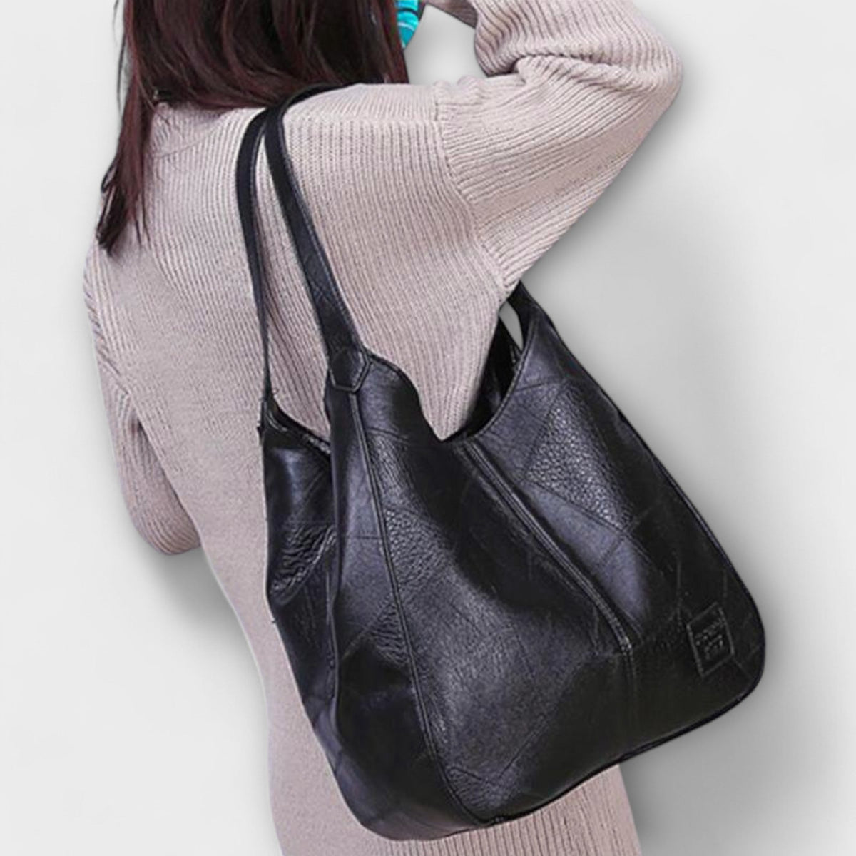 Olivia - Retro Chic Handbag for Everyday Wear