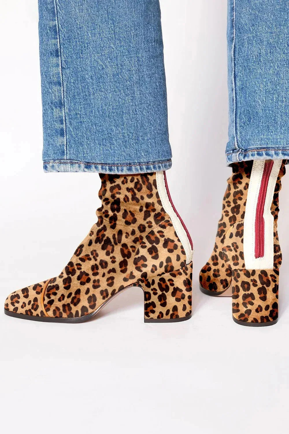 Women's Ankle Boots Classic Silhouette Comfort with Versatile Style