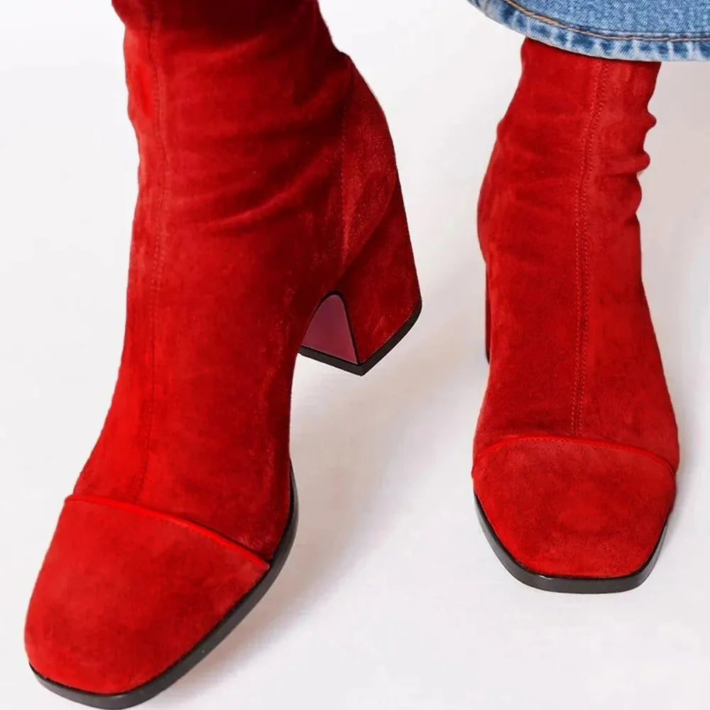 Women's Ankle Boots Classic Silhouette Comfort with Versatile Style