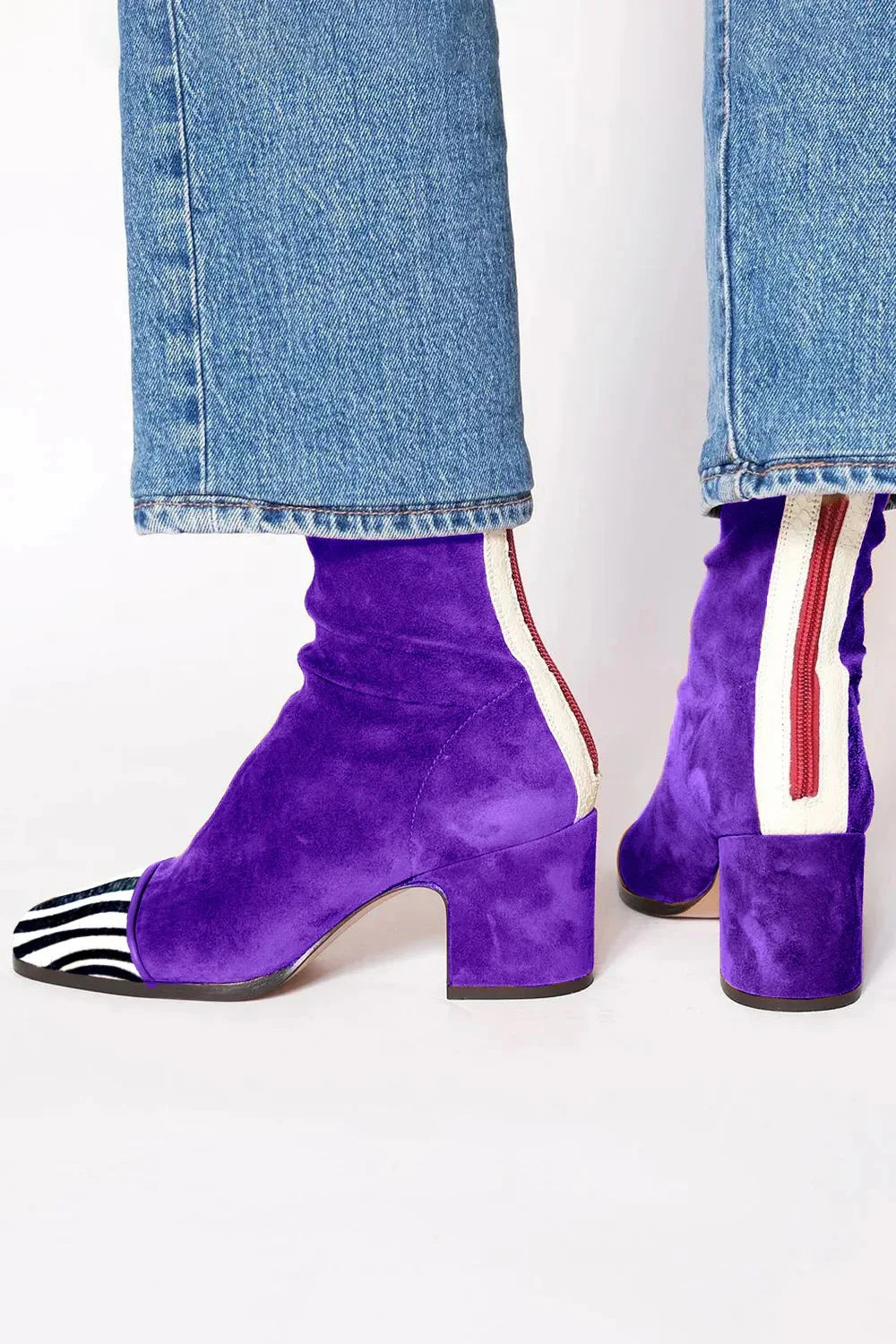 Women's Ankle Boots Classic Silhouette Comfort with Versatile Style
