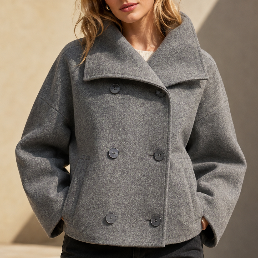 Women's Crop Coat | Oversized Collar & Cosy Finish
